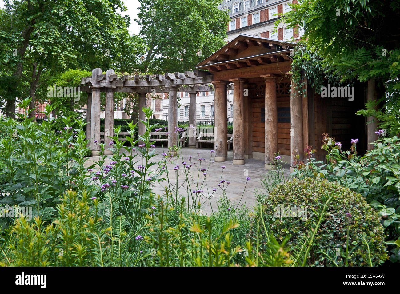 London, Grosvenor Square September 11 Memorial Garden Juli 2011 Stockfoto
