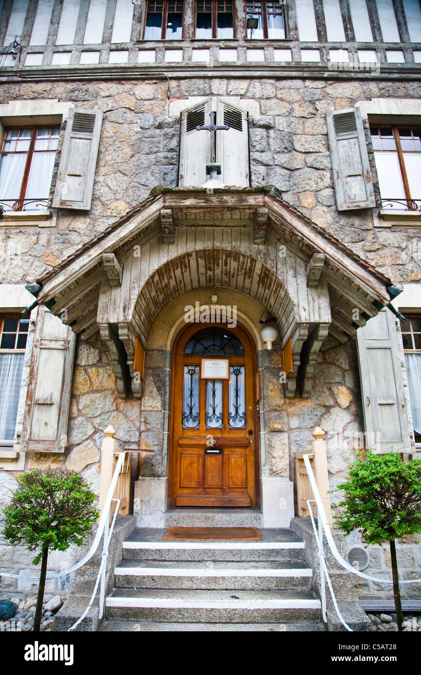 Ein Beispiel der traditionellen Schweizer Architektur, Carouge, Genf Stockfoto