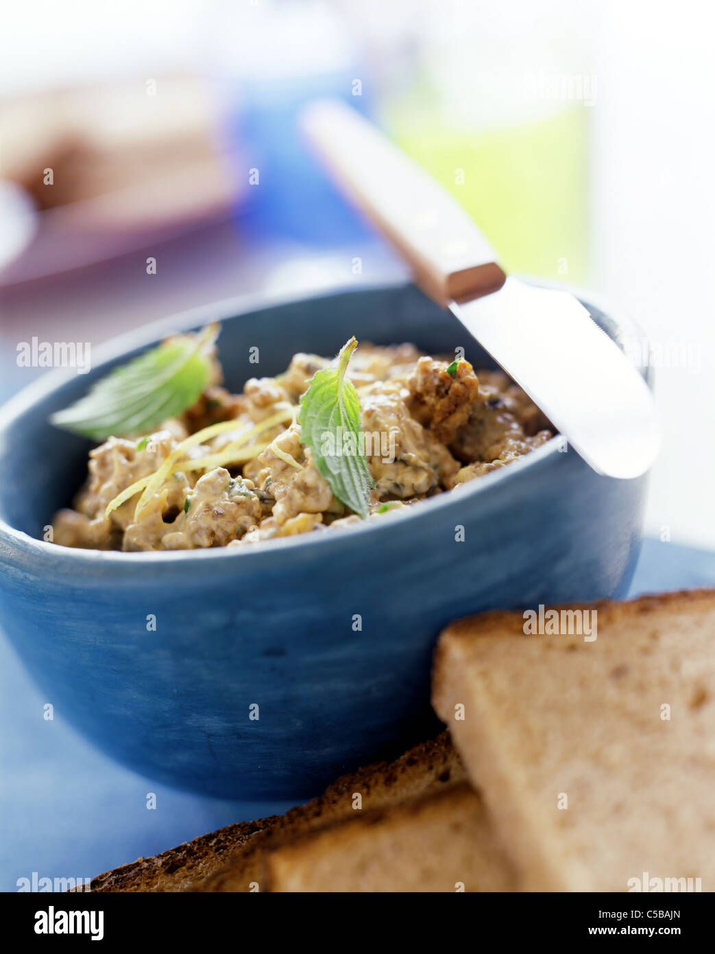 Hackfleisch - Lamm - Fleisch mit Minze - Joghurt Stockfoto