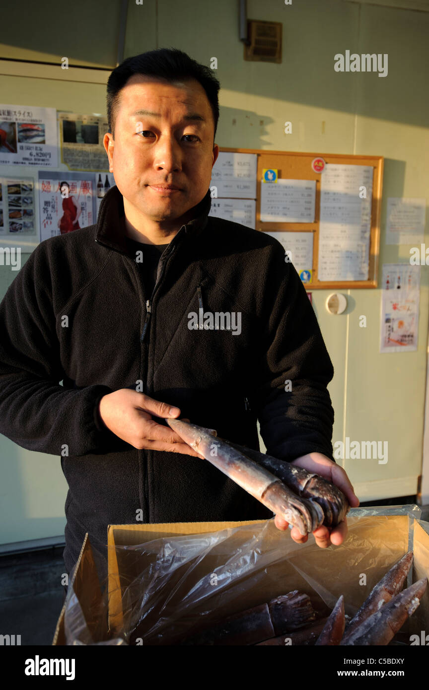 Ishiri ist ein scharf fermentierte Fischsauce aus dem Darm von Squid in der Noto-Halbinsel an der Nordküste Japans gemacht. Stockfoto