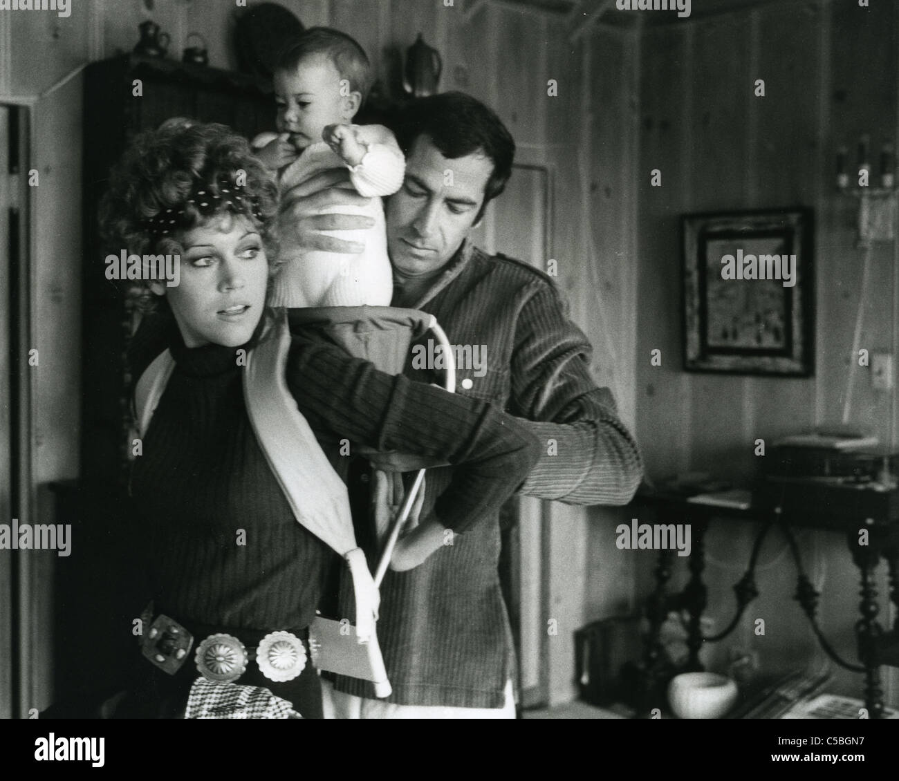JANE FONDA mit Roger Vadim und seiner Tochter Vanessa um 1970