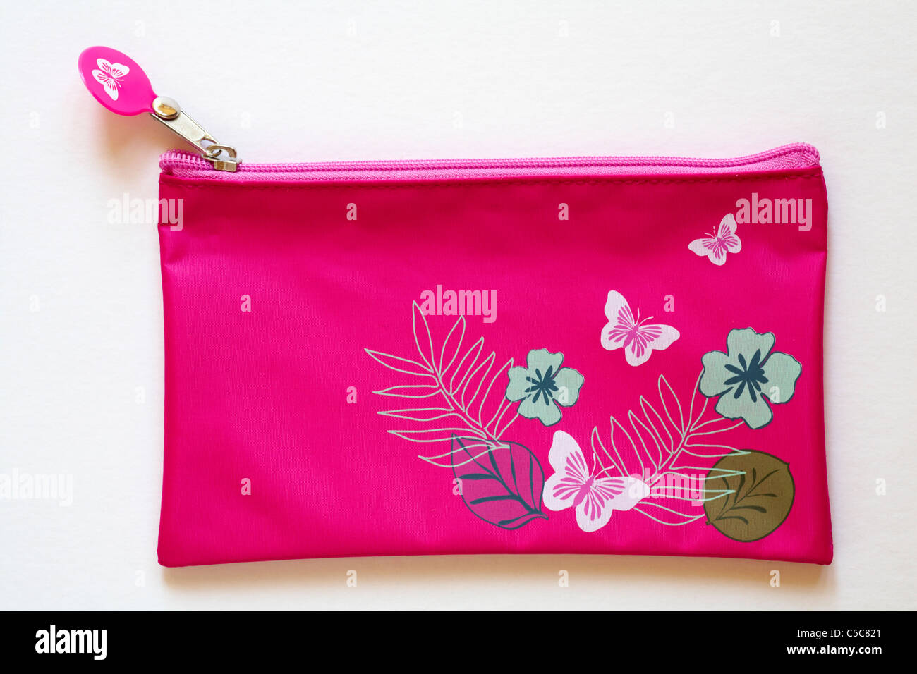 ziemlich pink Etui mit Blumen, Blättern und Schmetterlinge auf isoliert auf  weißem Hintergrund Stockfotografie - Alamy