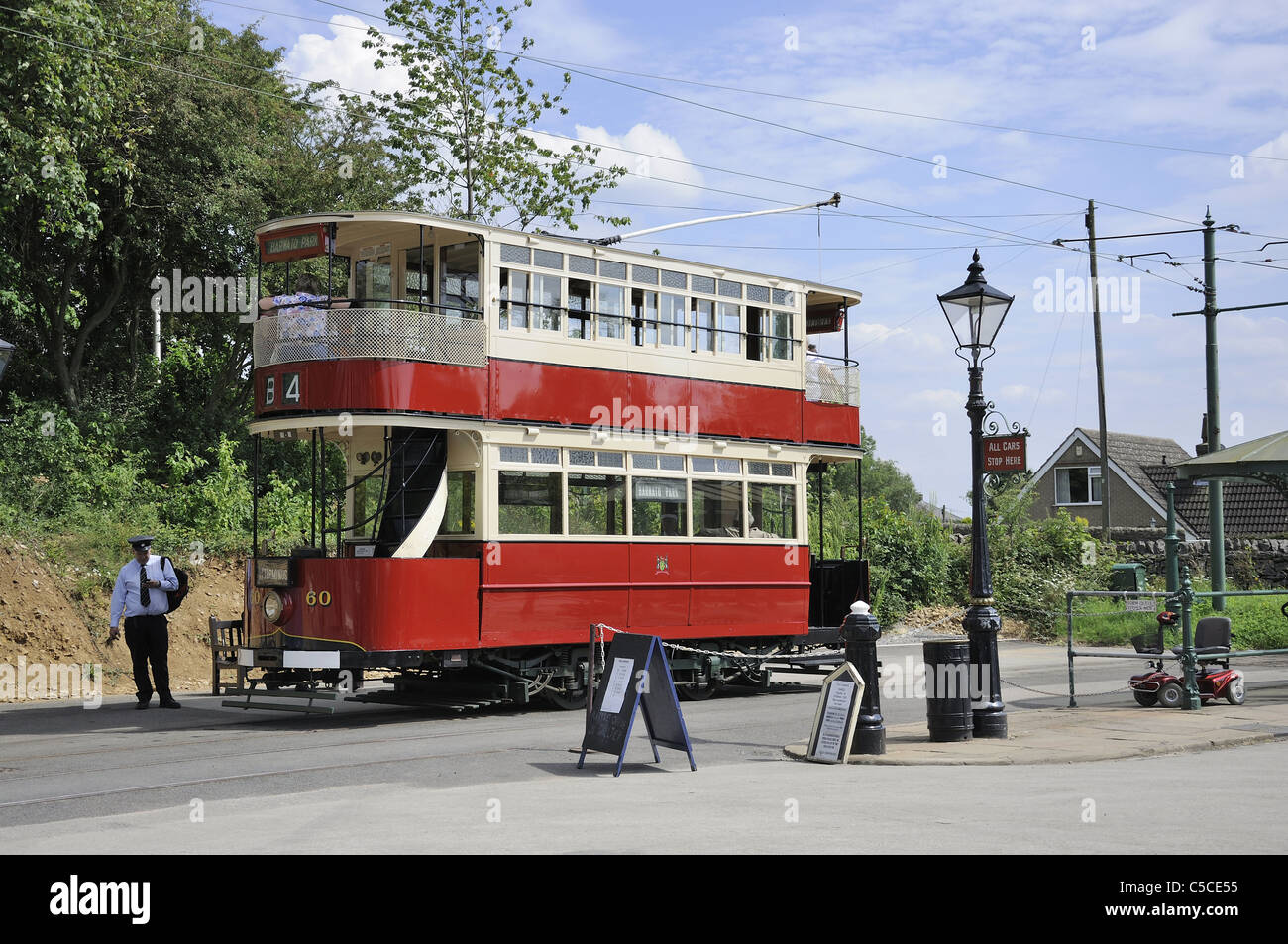 Straßenbahn am wichtigsten Terminus Crich Tramway Museum Stockfoto