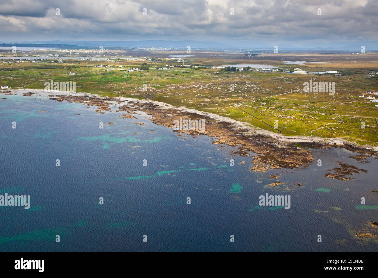 Luftaufnahme des Conemara Küste, County Galway, Irland. Stockfoto
