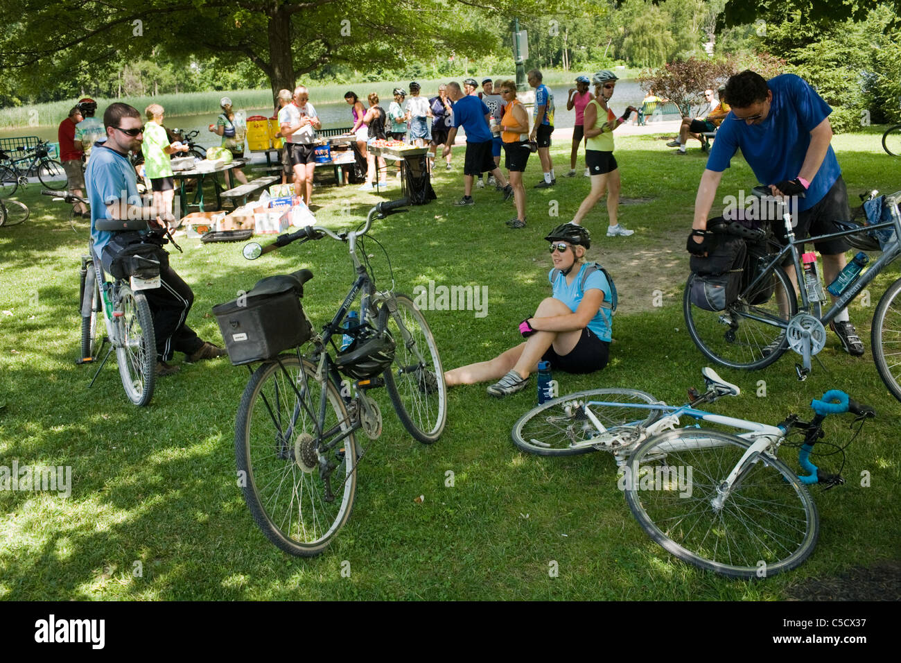 Einkehrschwung in Little Falls, Cycling The Erie Canal Bike Tour, Mohawk Valley, New York State, USA Stockfoto