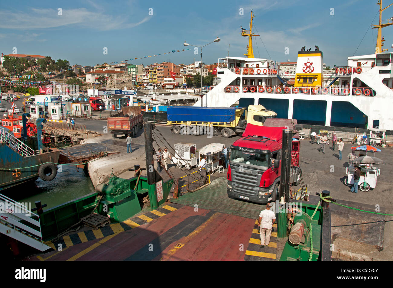 Ferry Boat Gelibolu Türkei Marmara-Meer zu transportieren Stockfoto