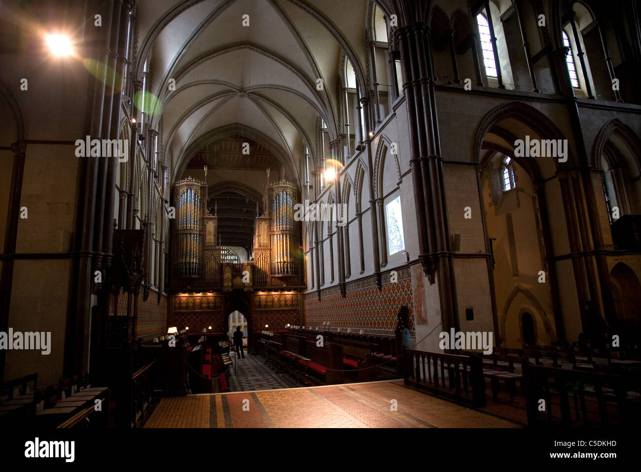 Rochester Kathedrale auf dem Chor die Orgel durchsehen Stockfoto