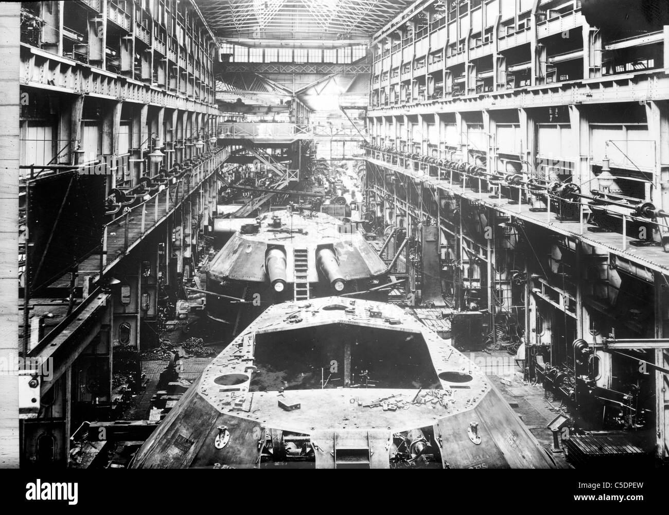 Geschütztürme im Bau in der Armstrong arbeitet, England Stockfoto