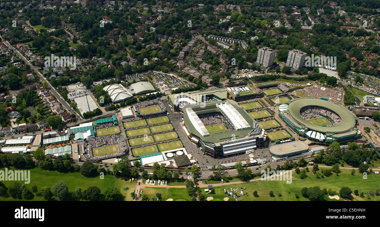 Luftaufnahme des All England Lawn Tennis Club während des Spiels bei den 2011 Wimbledon Tennis Championships Stockfoto