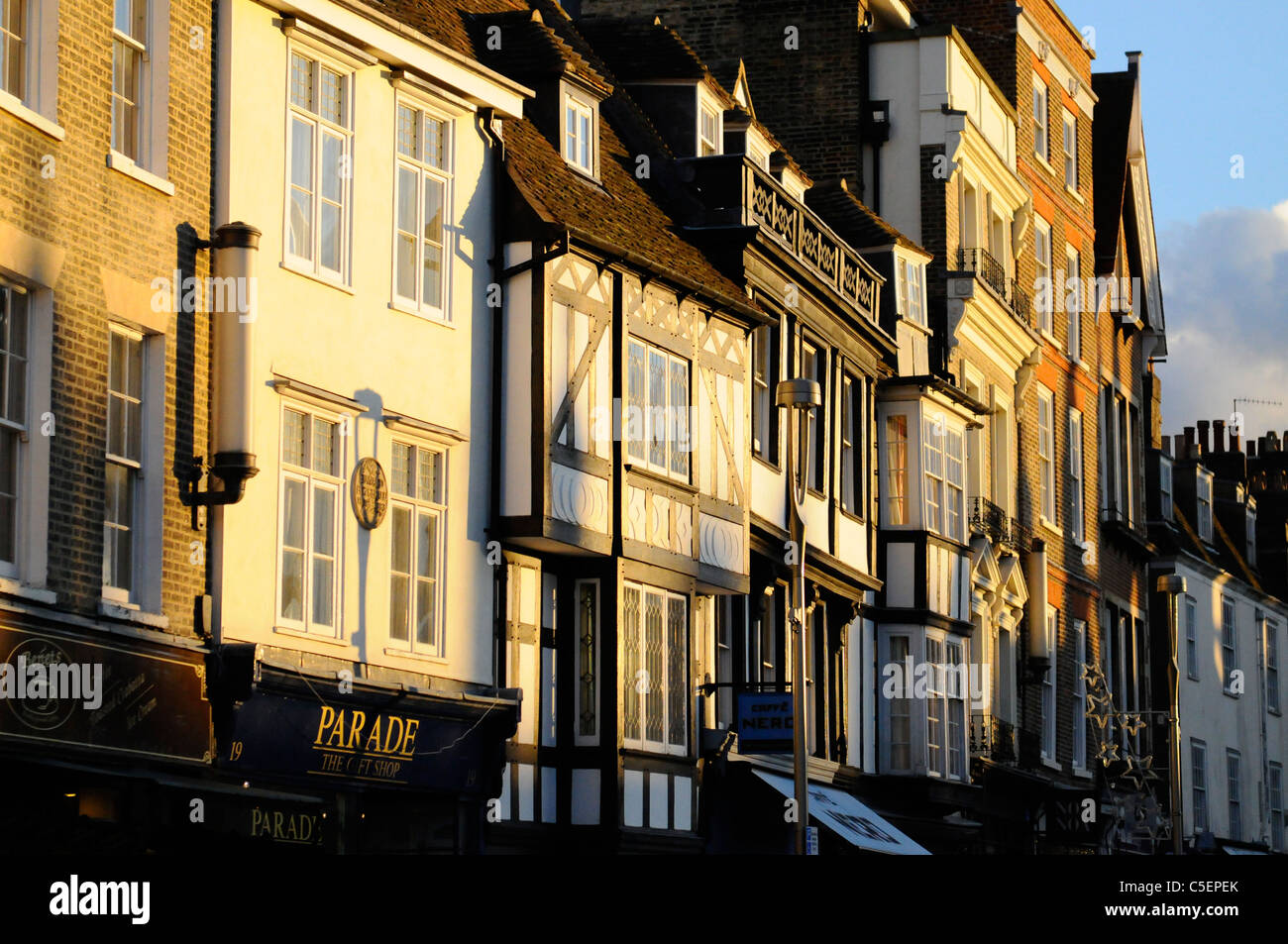 Historische Gebäude auf Kings Parade Cambridge bei Sonnenuntergang Stockfoto