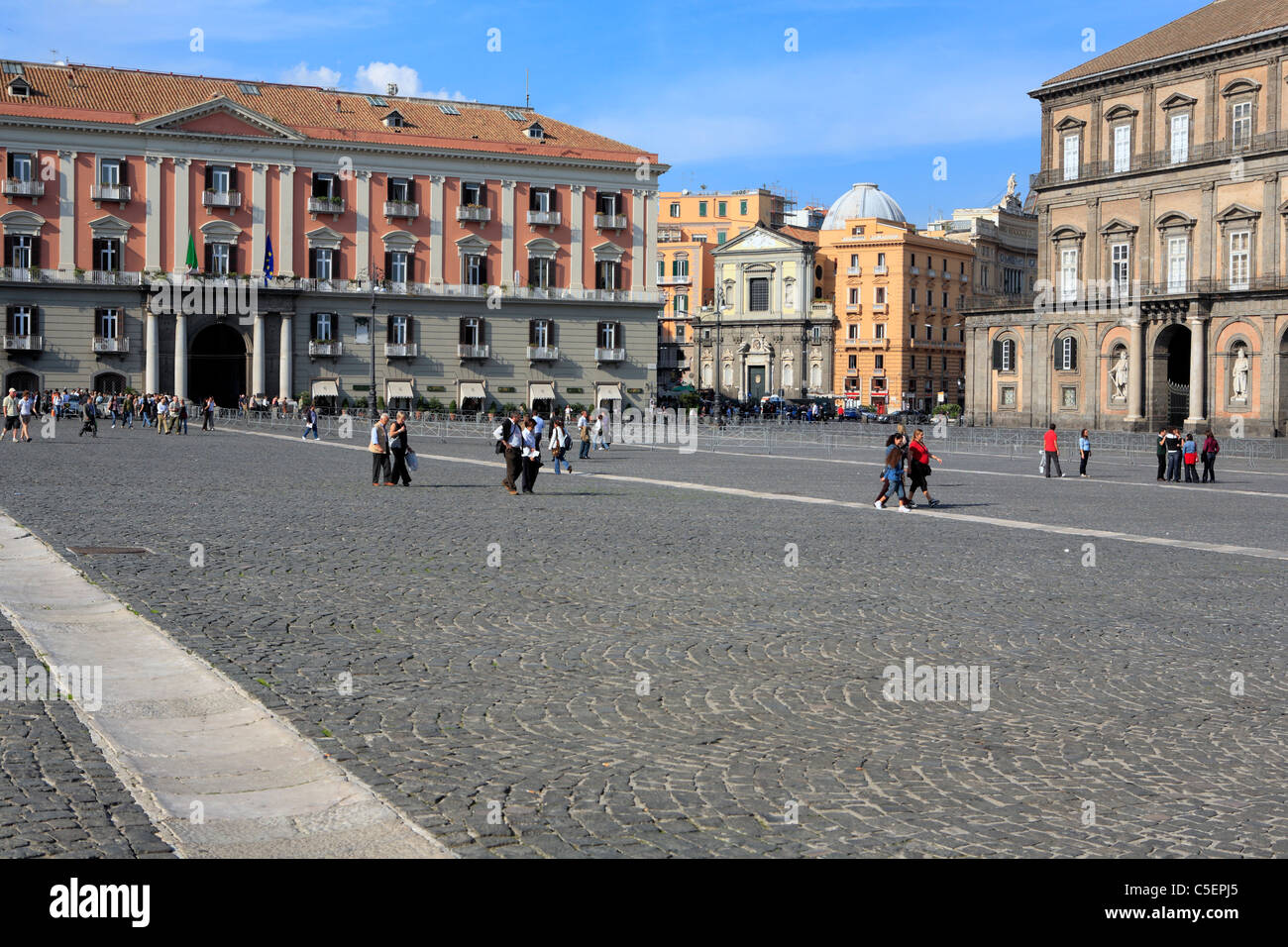 Piazza del Plebiscito, Neapel, Italien Stockfoto
