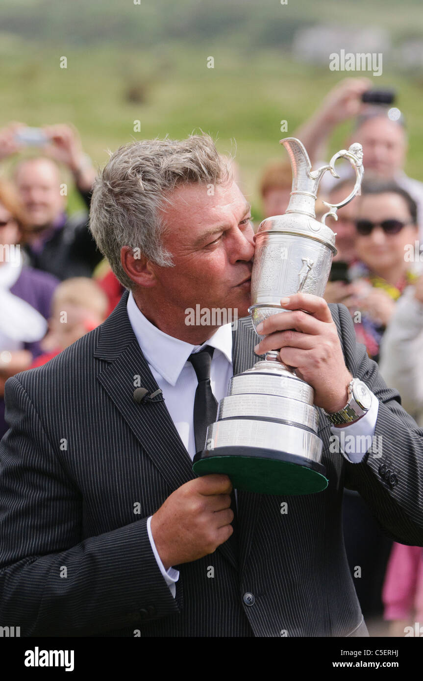 Darren Clarke kehrt zum Royal Portrush Golf Club nach dem Gewinn der British Open Championship 2011 Stockfoto