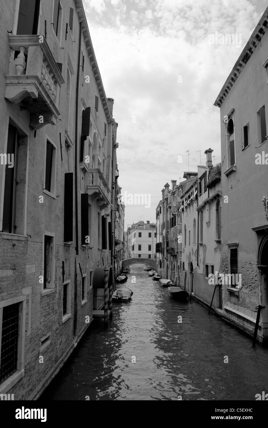 Kanal in Venedig Stockfoto