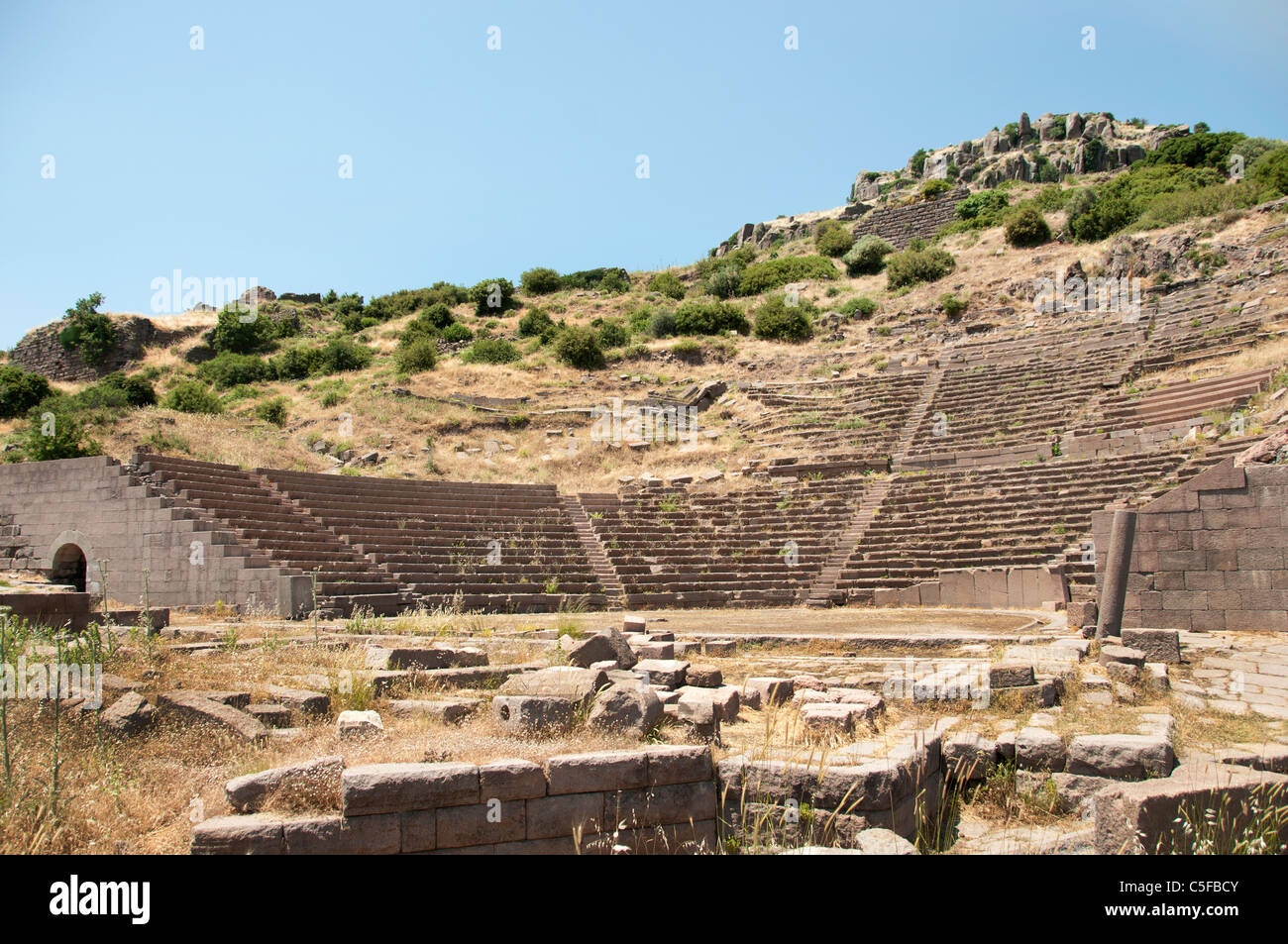 Türkei-Assos in der Nähe von Behramkale Ägäis Amphitheater Theater griechisch römischen Stockfoto