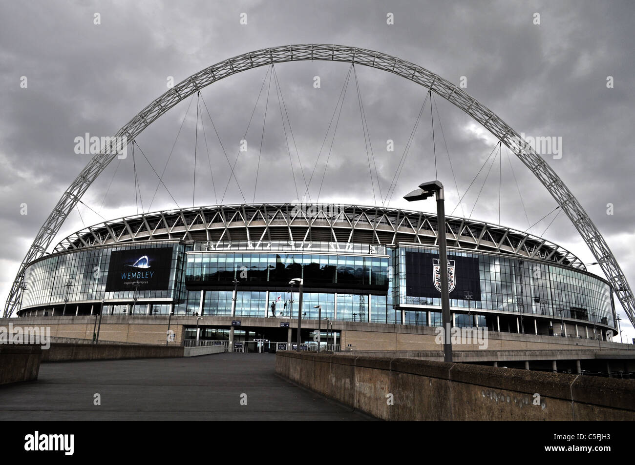 Wembley-Stadion ist die Heimat des Fußballs in England und das nationale Fußballstadion. Es ist auch für andere Veranstaltungen genutzt. Stockfoto