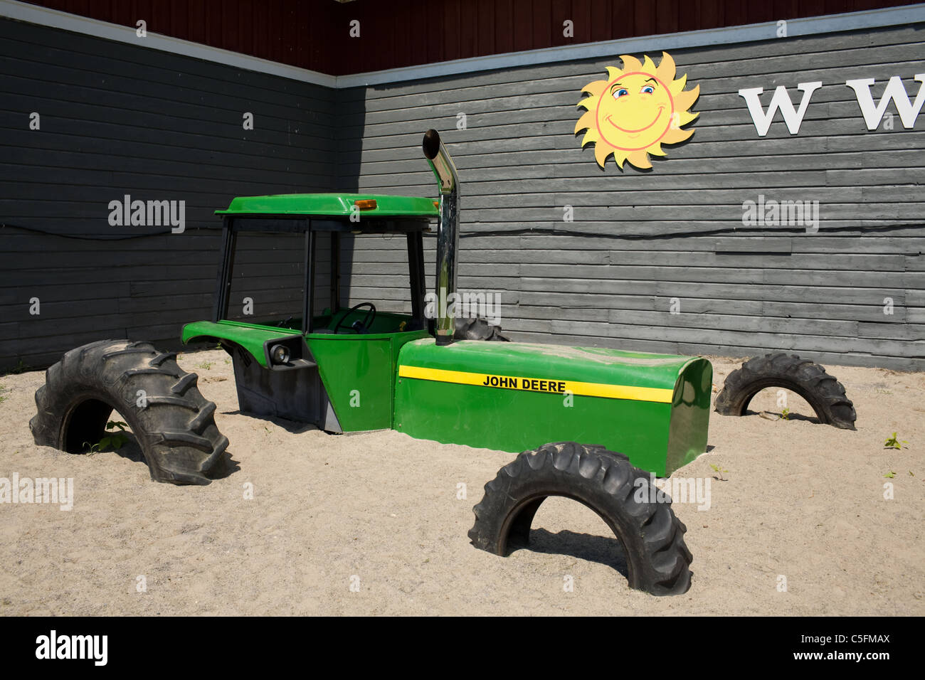 Humorvolle Traktor Dekoration am Schoharie County Fairgrounds, Cobleskill, New York State, USA Stockfoto