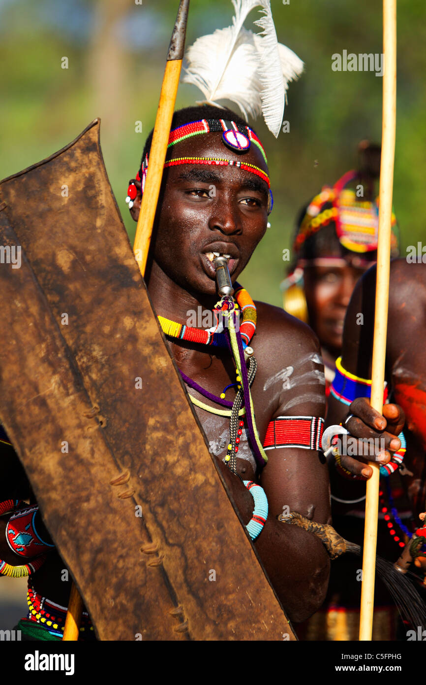 Pokot Leute, die traditionelle Tänze. Sie leben in den Westen und Baringo Distrikt von Kenia. Stockfoto