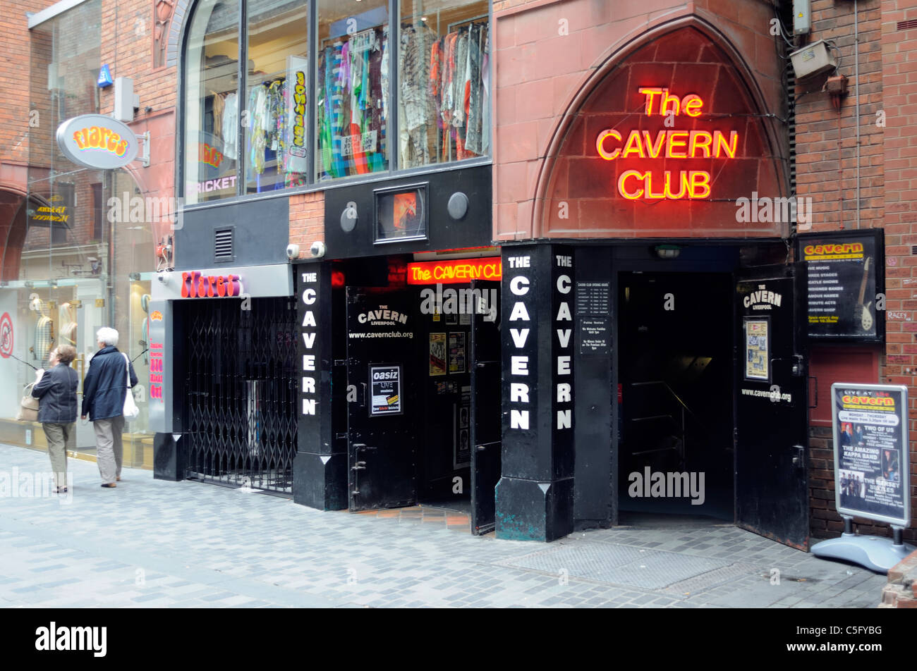 Der Cavern Club Eingang In Liverpool, wo die Beatles spielen gewöhnt Stockfoto