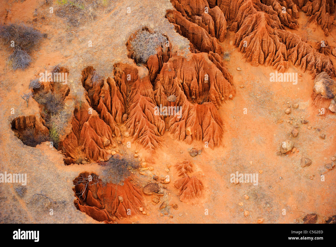 Bodenerosion schafft komplizierte Muster, Kenia Stockfoto