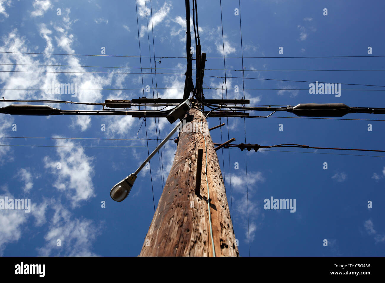 Telefon-Strommast Stockfoto