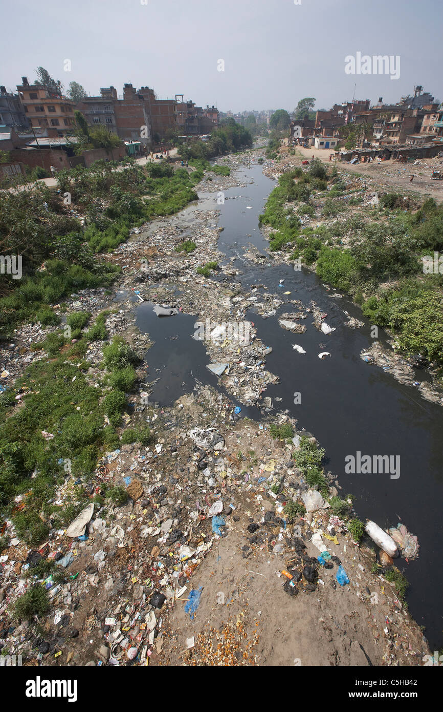 Nepal water pollution waste Fotos und Bildmaterial in hoher Auflösung
