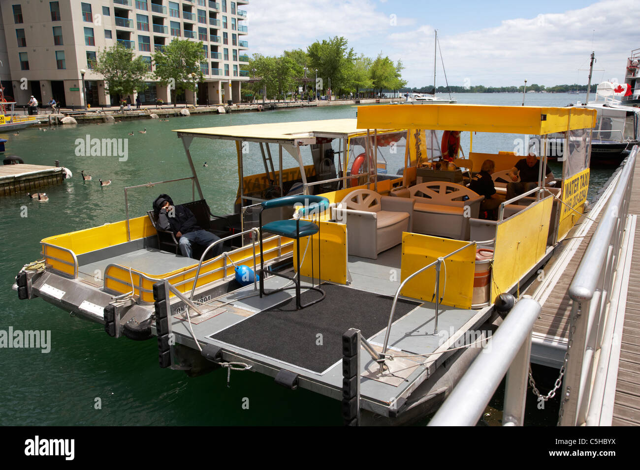 Wassertaxi in Harbourfront Toronto Ontario Kanada Stockfoto