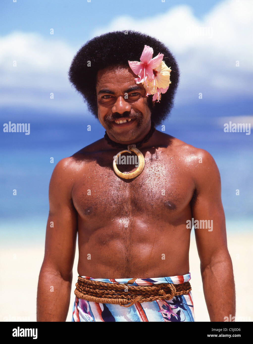 Fidschi Native auf Strand, Beachcomber Island Resort, Mamanuca Inseln, Viti Levu, Republik Fidschi-Inseln Stockfoto