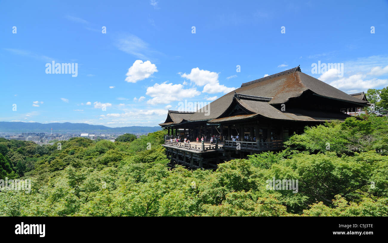 Kiyomizu-Dera ist ein Wahrzeichen buddhistischer Tempel in Kyoto, Japan. Stockfoto