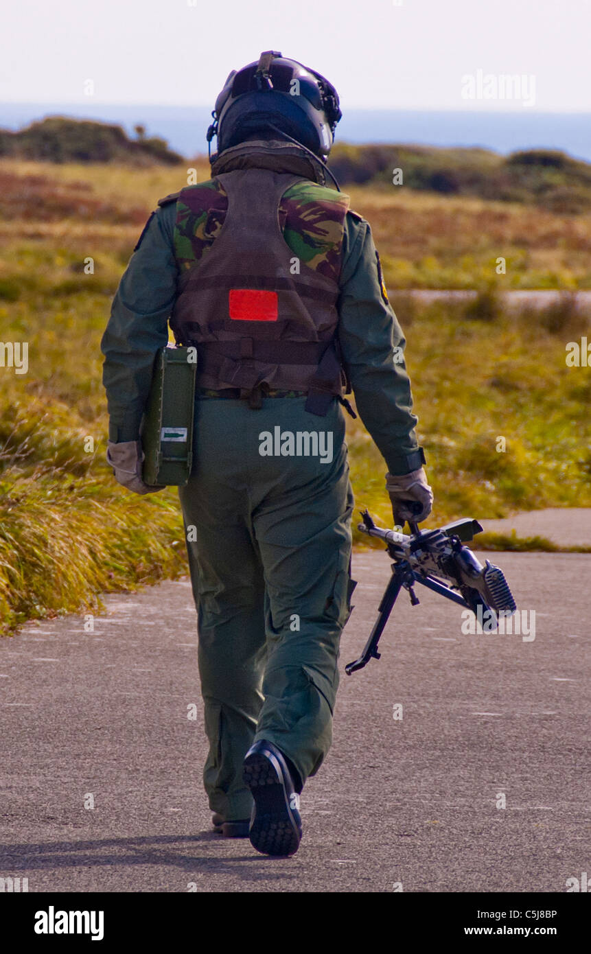 Luft-Kern-MG-Schütze zu Fuß entfernt. Stockfoto