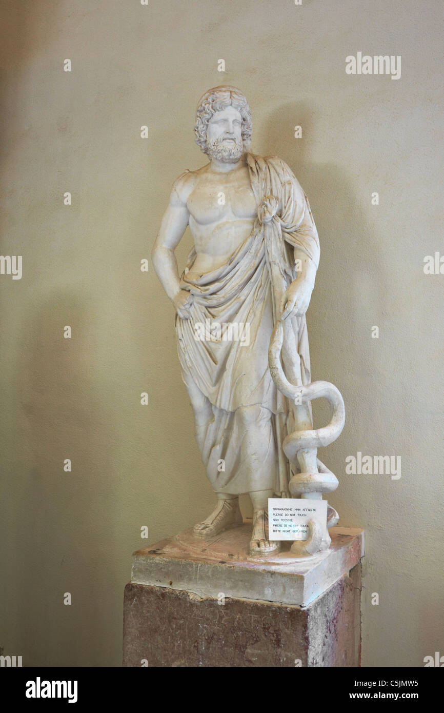 Epidauros, Statue des Asklepios in Anticities Museum, Griechenland, Peloponnes Stockfoto