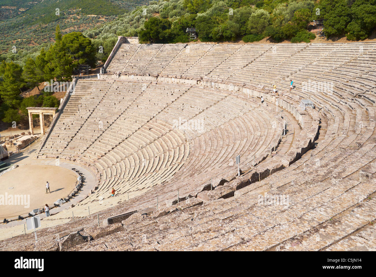 Epidauros, antike Amphitheater, Griechenland, Peloponnes Stockfoto