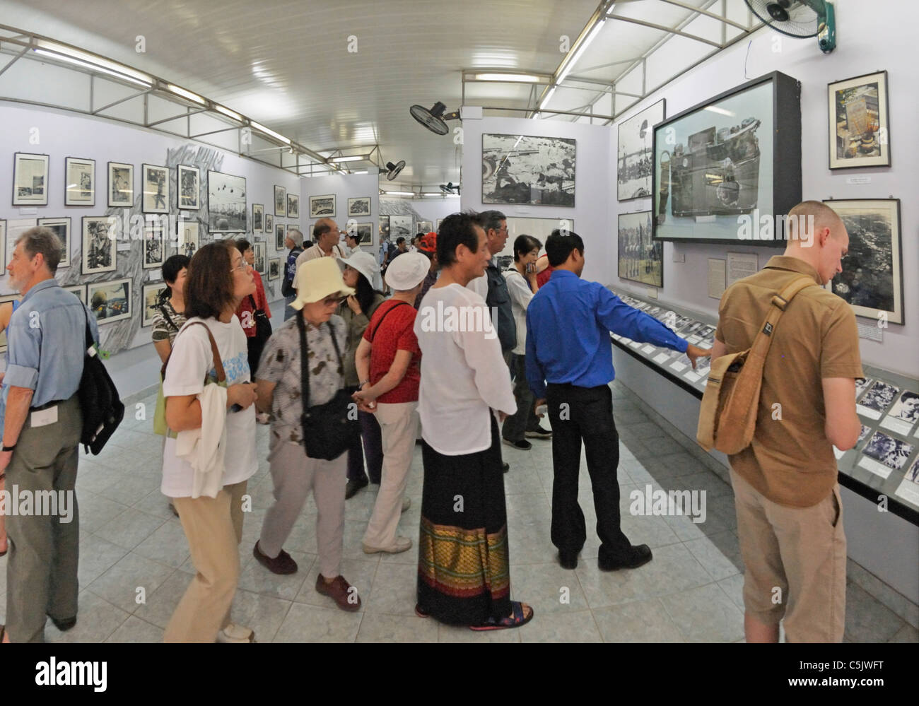 Asien, Vietnam, Ho-Chi-Minh-Stadt (Saigon). War Remnants Museum auf Vo Van St. Bezirk 3. Befindet sich in der ehemaligen uns Informationen Stockfoto