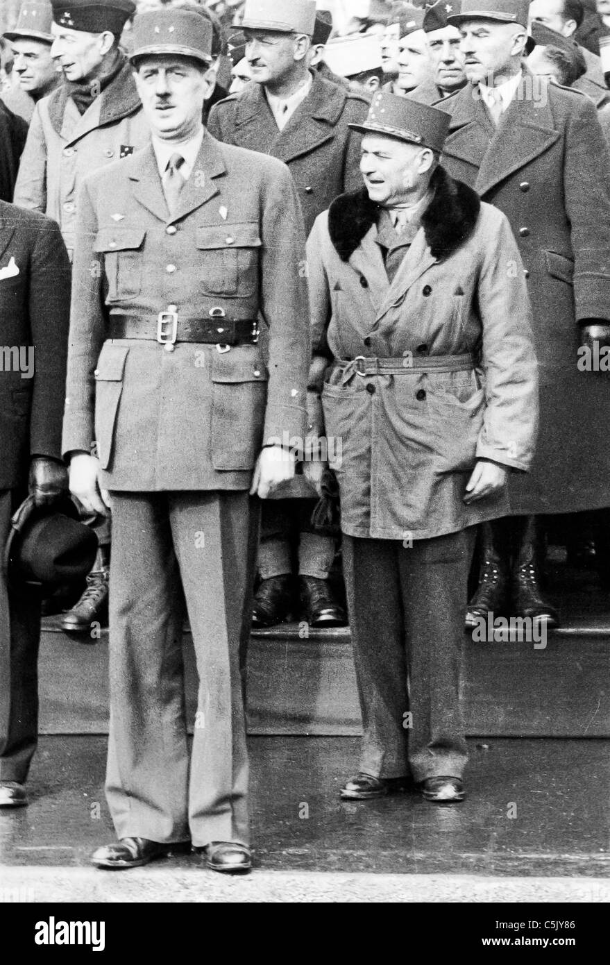 Charles de Gaulle mit Marschall Alphonse Juin, 1945 Stockfoto