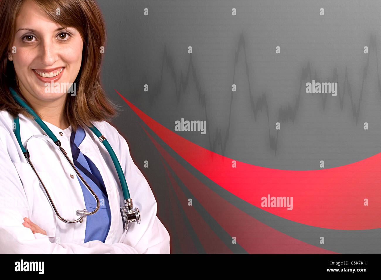 Ein junger Arzt isoliert über einen EKG-Hintergrund mit Exemplar. Stockfoto