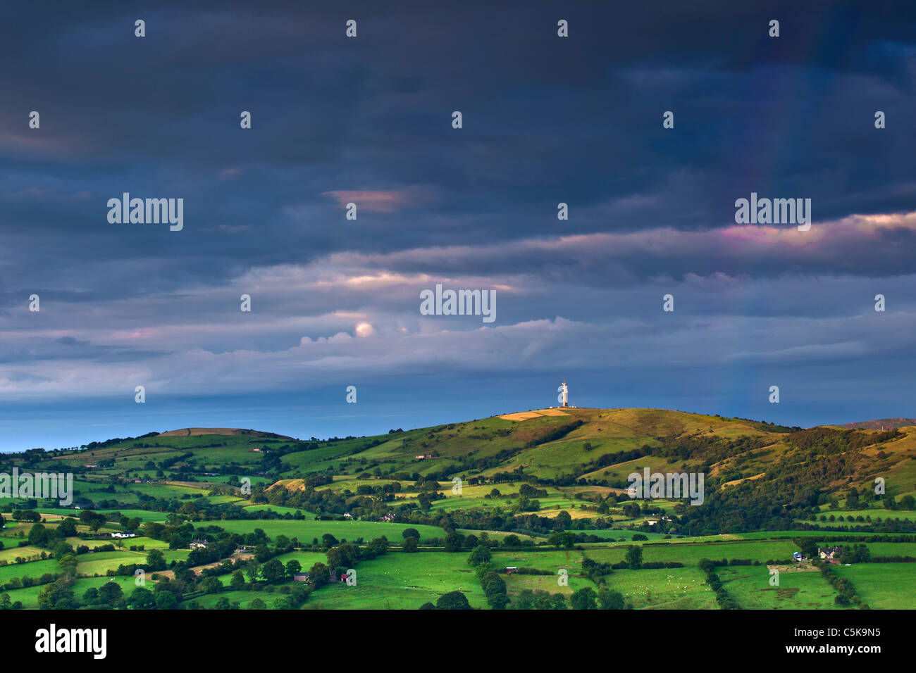 Landschaft von Cheshire im Sommer in der Dämmerung Stockfoto