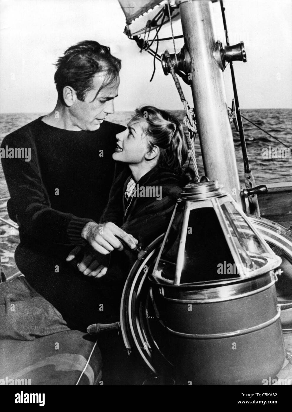 Humphrey Bogart und Lauren Bacall an Bord ihrer Yacht Santana, 1946 Stockfoto