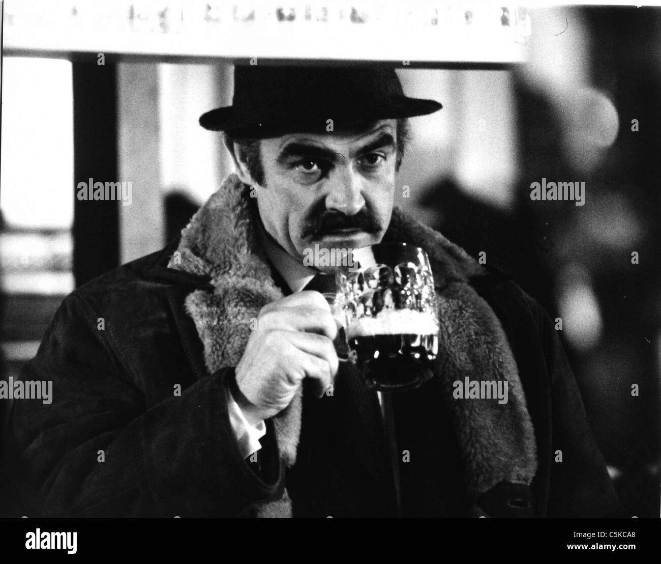 Die Straftat Jahr 1972 UK / USA Regie Sidney Lumet Sean Connery Stockfotografie Alamy