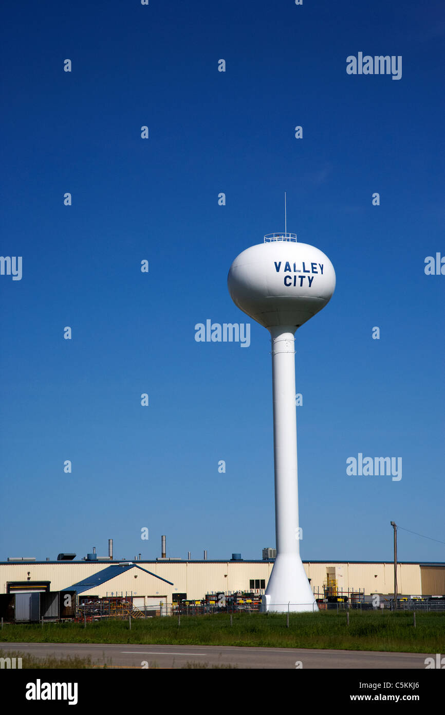 Tal Stadt Wasserturm Barnes County North Dakota Usa Stockfoto