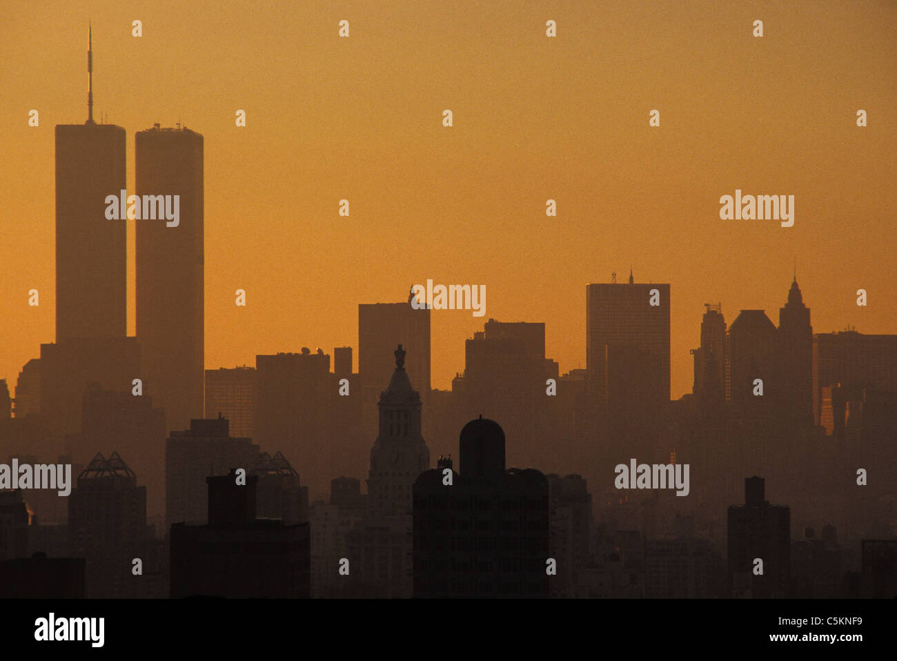 Sonnenuntergang von News Tag Building, World Trade Towers, New York City Stockfoto