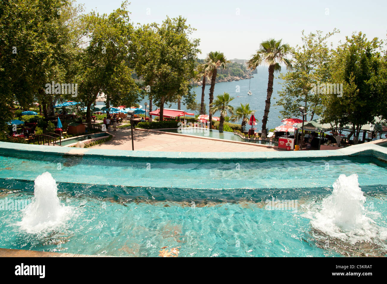 Brunnen Strand Meer Antalya moderne Stadt Türkei Türkisch Stockfoto