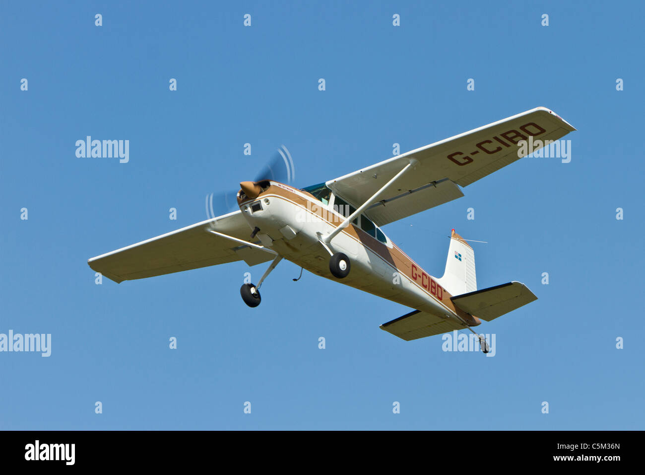 Cessna 180 Skywagon, Reg G-CIBO, Breighton Stockfoto