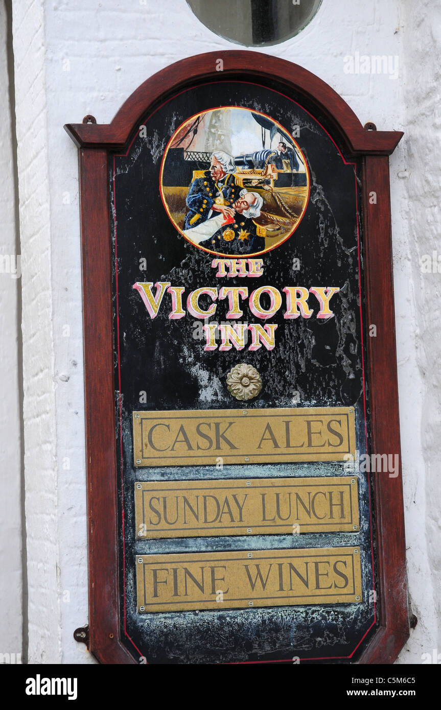 Melden Sie sich für 'Victory Inn' St. Mawes. Stockfoto