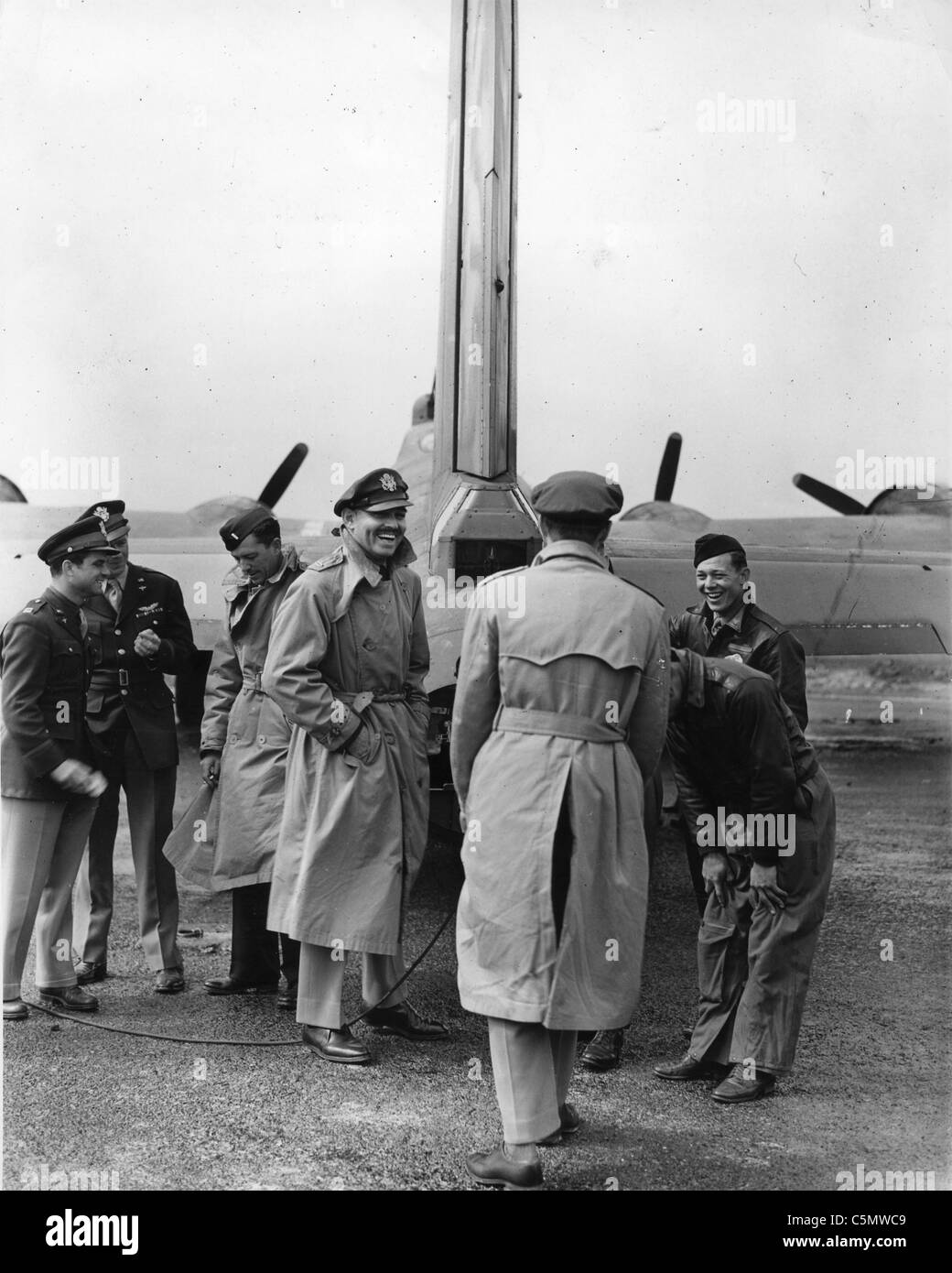 CLARK GABLE (1901-1960), US-Schauspieler an RAF Polebrook, England, im Jahre 1943 als ein Beobachter-Luft-Schütze mit, USAAF 351st Bombe Gruppe Stockfoto