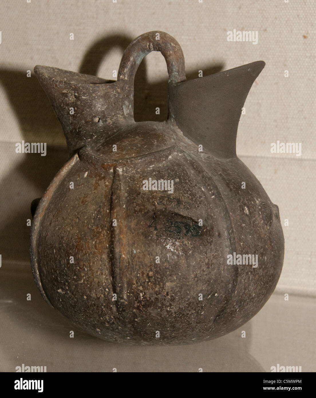 Kleinen Schnabel spritzte Krug Frühbronzezeit 3. Jahrtausend v. Chr. Antalya Bolgesi Region Türkei türkische Keramik Stockfoto