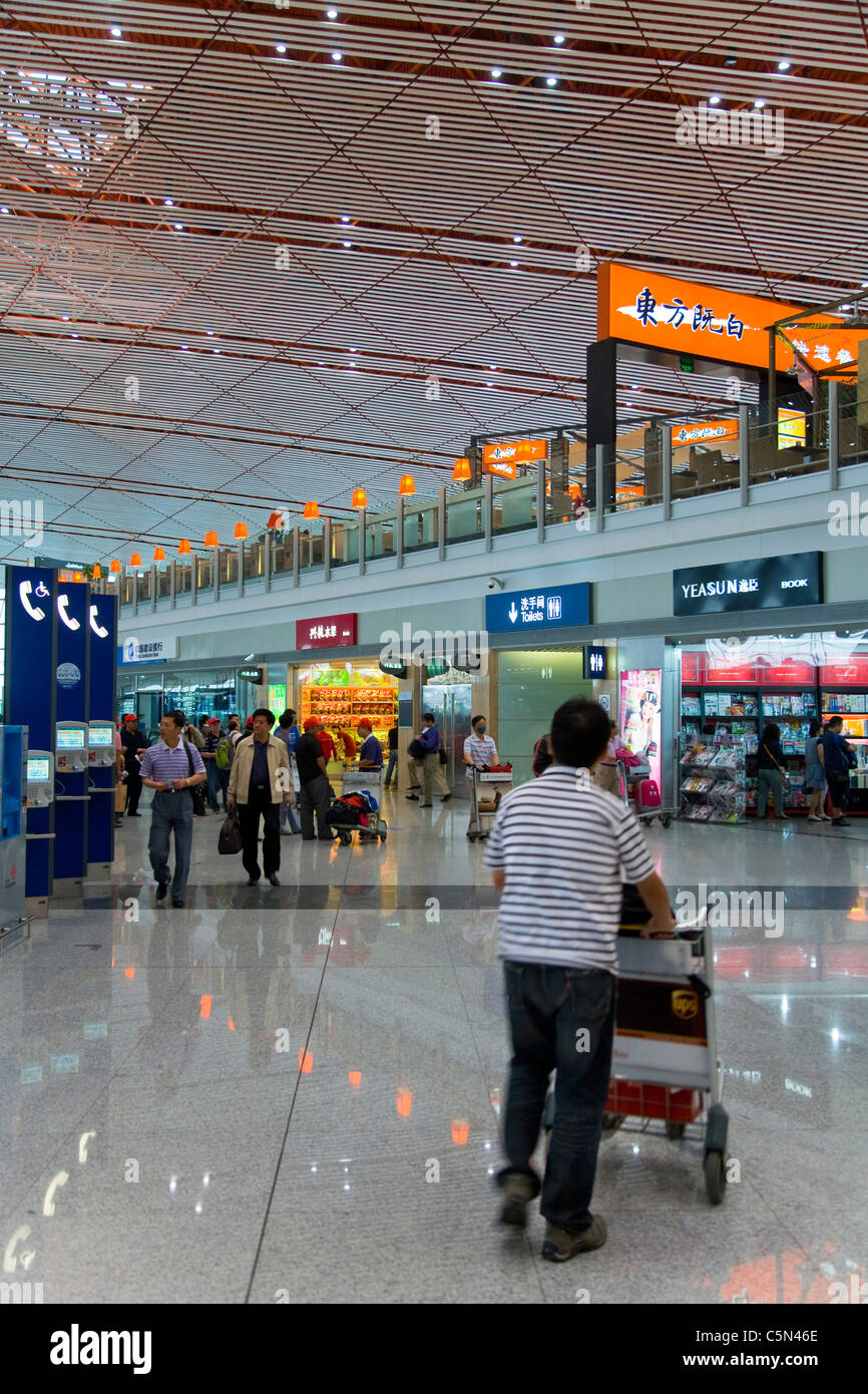 Abflugterminal Halle am Internationalen Flughafen Beijing Capital PRC. China. Stockfoto