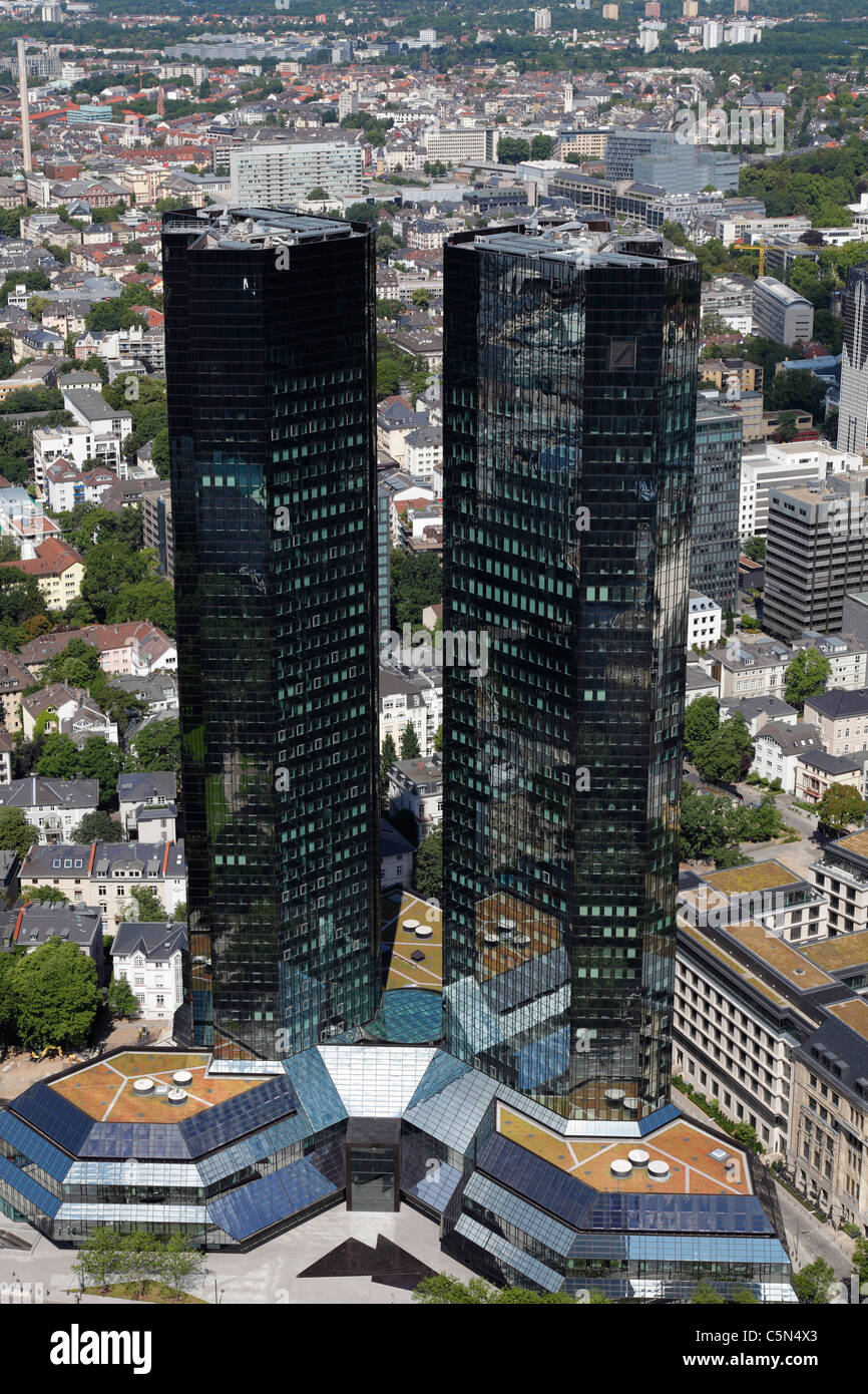 Hauptsitz der Deutschen Bank in Frankfurt (Main);  Zwillingstürme der Deutschen Bank in Frankfurt am Main; Nur zur redaktionellen Verwendung! Stockfoto