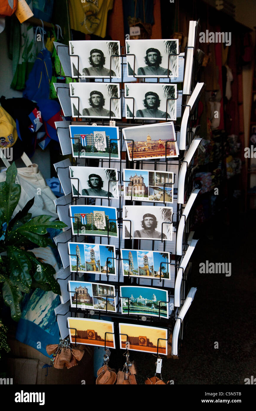 Kuba, Trinidad. Postkarten zu Ehren Che Guevara. Stockfoto