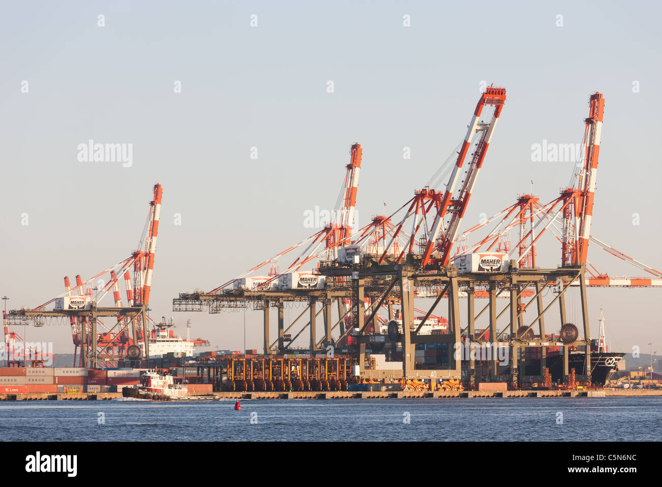 Maher Terminals Containerterminal in der Port NewarkElizabeth Marine