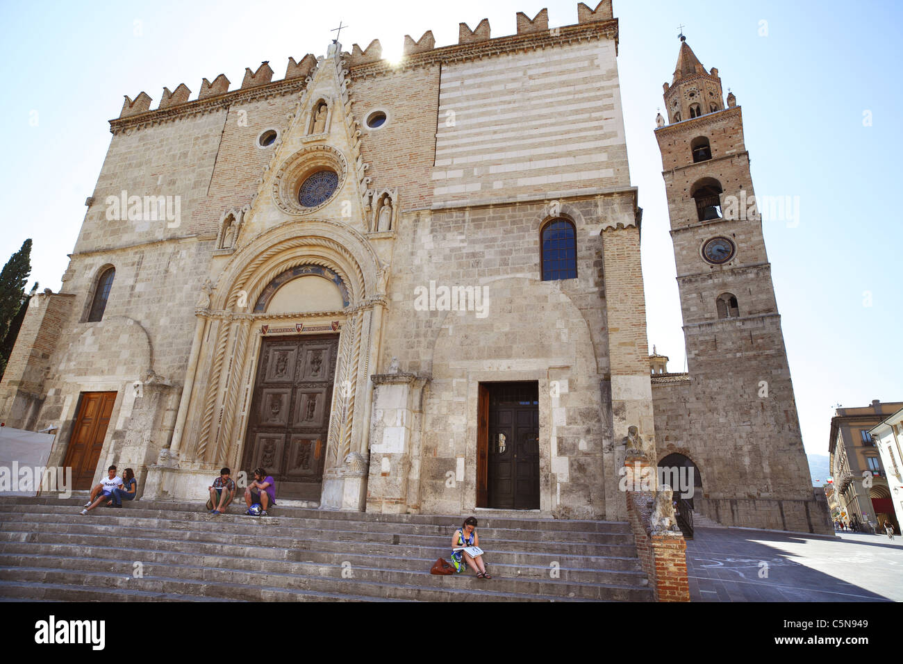 Die Kathedrale in Teramo in Italien. Stockfoto