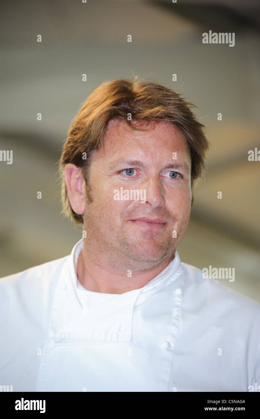 Starkoch James Martin bei öffentlichen Veranstaltung Stockfoto
